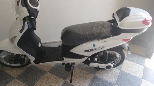 Scooter elettrico vitale - scooter, sport